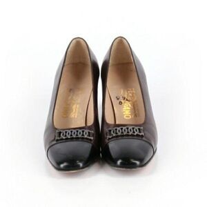 Vintage Salvatore Ferragamo Pumps Color Blocked Chunky Heel Chain Accent Sz 8.5